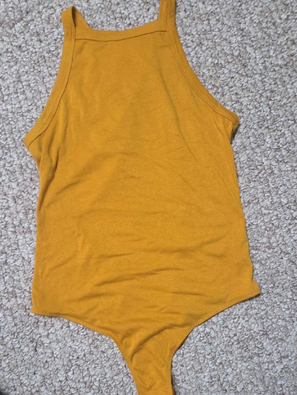 Medium Gold Bodysuit ✨️